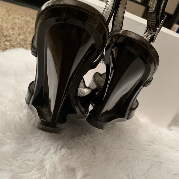 Calvin Klein Size 9 Wedge Sandals - Picture 3 of 5